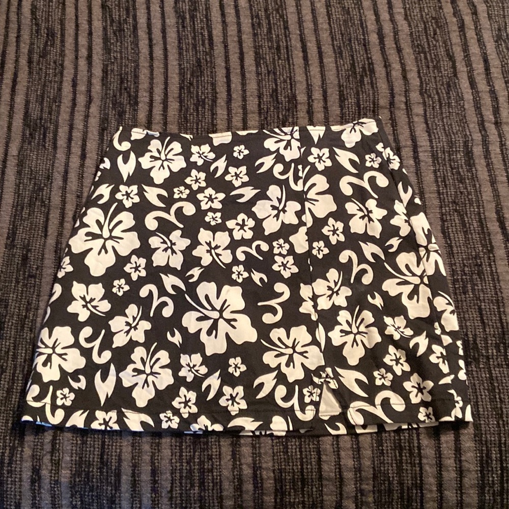 wild fable hibiscus flower skirt